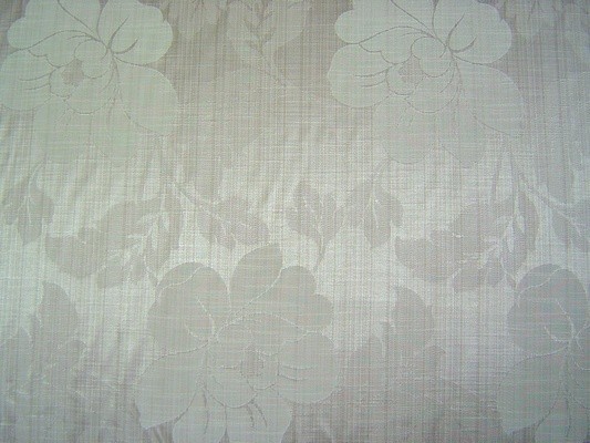 Flores Linen.